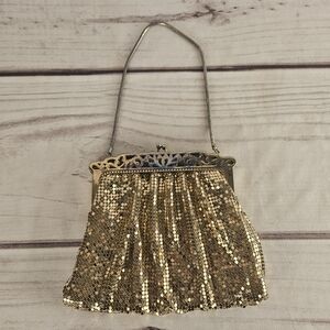 Vintage Whiting and Davis Gold Mesh Handbag Evening Formal Purse